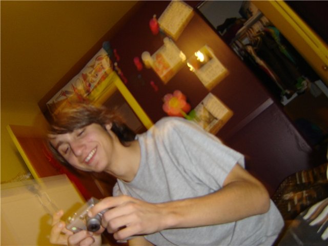 1219325434_b7b6a7445a78 (640x480, 42Kb)