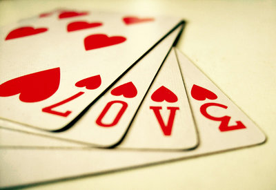 41740728_Love_is_just_a_game_II_by_carunderwater_x (400x275, 24Kb)
