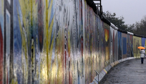 East Side Gallery,    .