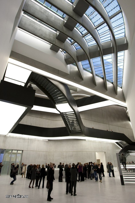 Maxxi        13  2009.