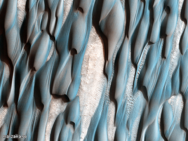   :   Mars Reconnaissance Orbiter  .