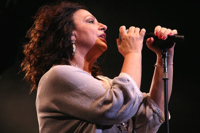 haris-alexiou104-b (699x466, 53 Kb)