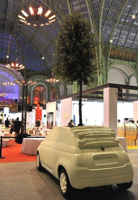     Grand Palais, , , 16  2010 .