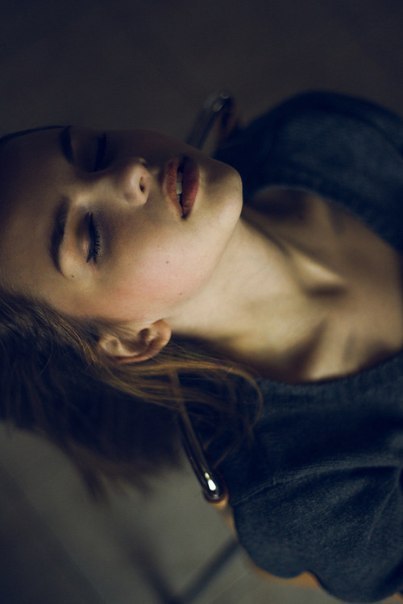 7899448_0_0_rmbrRSs5Q9s_tlog (403x604, 26Kb)