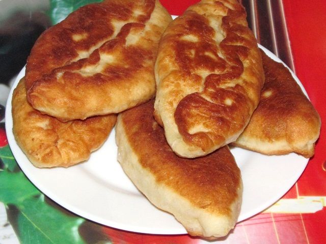 zharenye-pirozhki-s-lukom-i-jajcom (640x480, 56Kb)