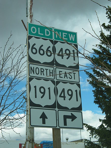 450px-USA_Route666_UT (450x600, 77Kb)