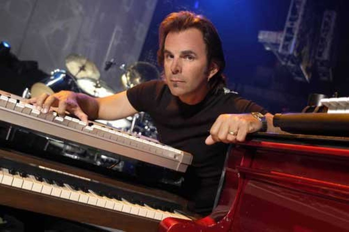 1950 Джонатан Кэйн (Jonathan Cain), американский клавишник, в конце 1960-х ...