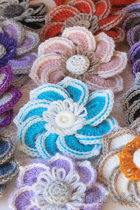 Flower-crochet-brooches-1 (469x700, 470Kb)
