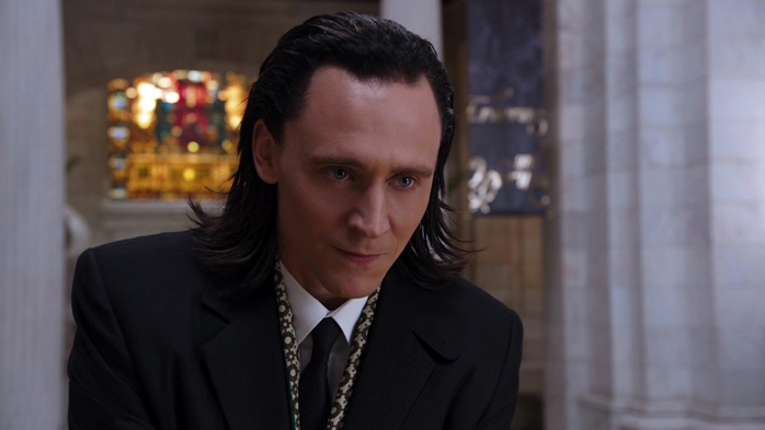 1494878_03_The_Avengers_Loki (700x393, 140Kb)