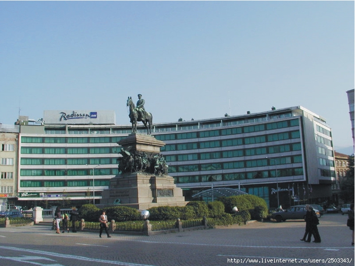 Памятник Александру 2 в Болгарии (700x525, 241Kb)