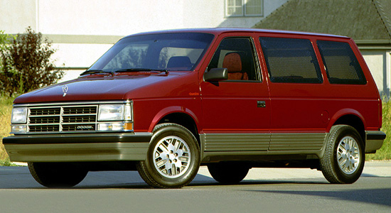 Dodge-Caravan-1 (550x300, 182Kb)