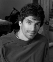 0- Dorian Vallejo 1 (180x208, 32Kb)