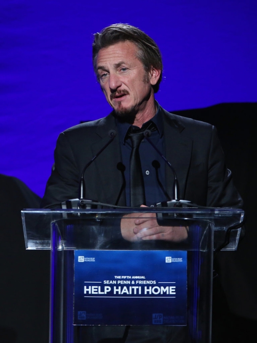 Pictured-Sean-Penn (524x700, 163Kb)