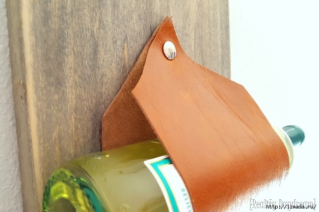 Wall-mounted-wine-rack...-using-leather-as-the-slings-Reality-Daydream_thumb (650x434, 134Kb)