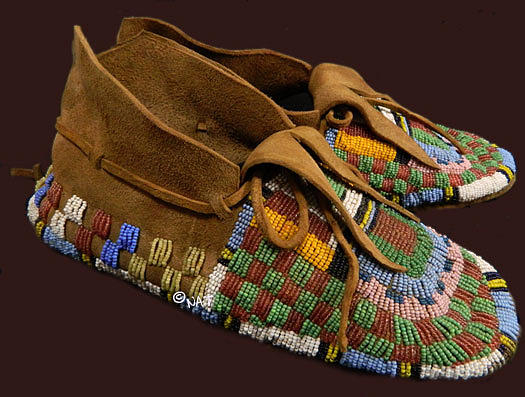 cheyenne-moccasins-native-arts-trading (525x397, 195Kb)