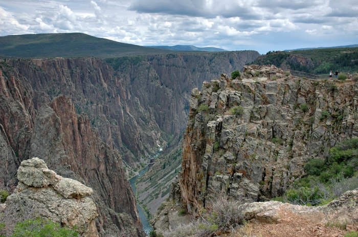 black-canyon-black-canyon-of-the-gunnison-national-park-colorado-usa_980x650 (700x464, 394Kb)