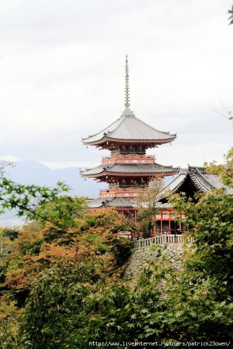 Three-storied Pagoda, Kiyomizu-dera, Kyoto, Japan (466x700, 244Kb)