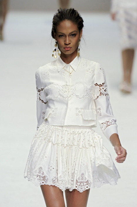 Dolce+Gabbana+Spring+2011+Qsbpw1PTXLbx[1] (466x700, 63Kb)
