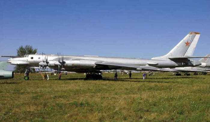 1958TupolevTu-95KD-22 (700x406, 201Kb)