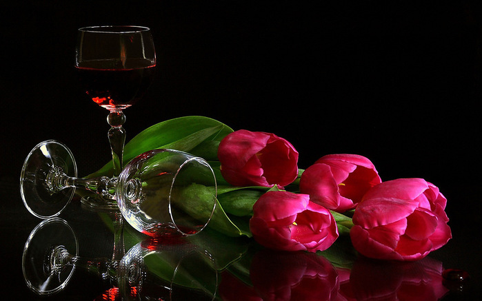 100192634_laleta_i_vino (699x437, 92Kb)
