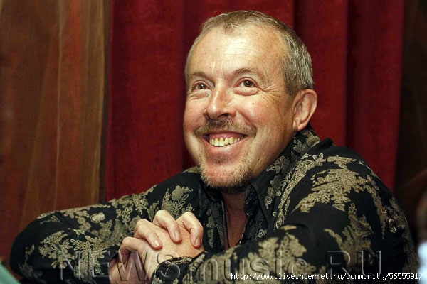 1407928374_makarevich_2 (600x400, 151Kb)