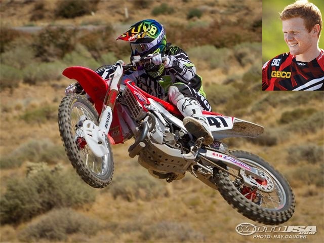 11_fctry_hon_crf450r-33 (640x480, 105Kb)