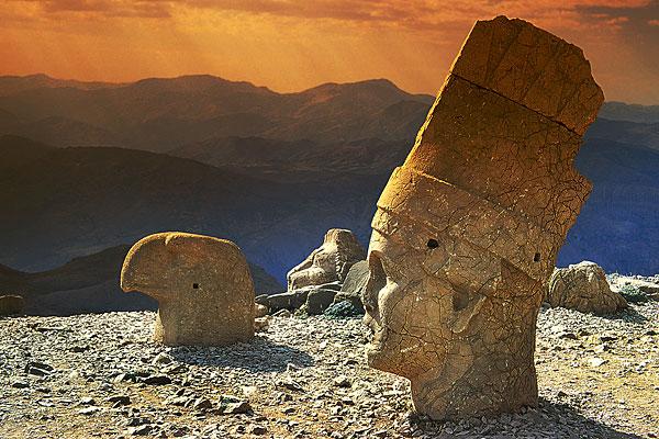 gora_nemrut_dag (600x400, 62Kb)
