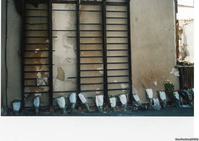4 (700x496, 193Kb)