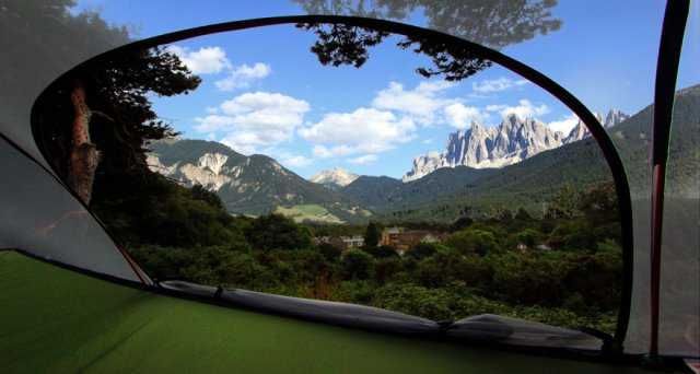 suspended-treehouse-tent-tentsile-alex-shirley-smith-8 (640x342, 183Kb)