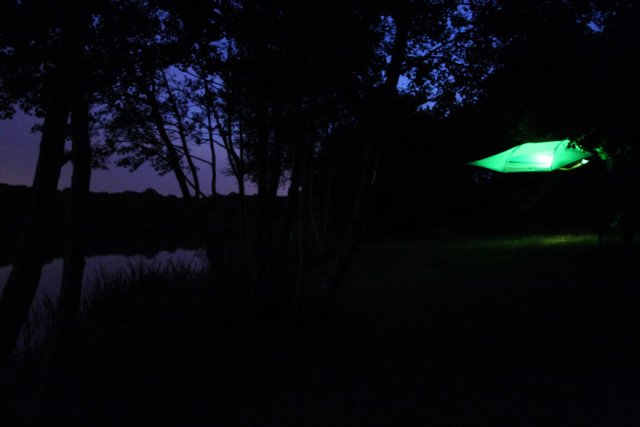 suspended-treehouse-tent-tentsile-alex-shirley-smith-13 (640x427, 108Kb)