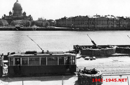 5276173_1236948220_leningrad_05 (450x295, 38Kb)