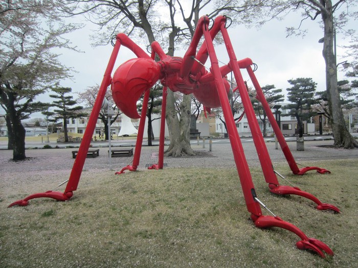 3623822_towadaartcenterattanoborutsubaki (700x525, 140Kb)