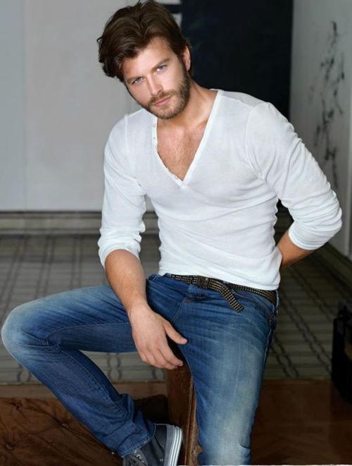 600full-kivanc-tatlitug (500x661, 43Kb)