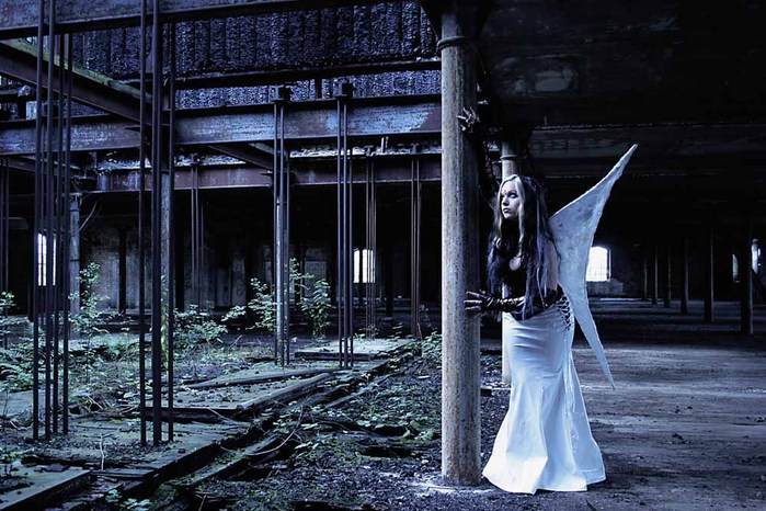 gothic models207 (699x466, 124Kb)