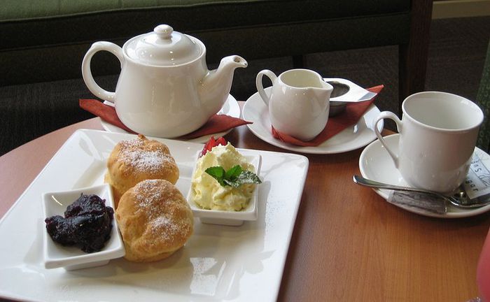 350x216xDevonshire_tea.jpg_pagespeed_ic_YZ2LAOQ-mb (700x432, 46Kb)