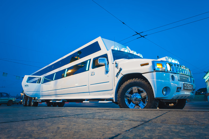 Mega_Hummer 0 (700x465, 336Kb)