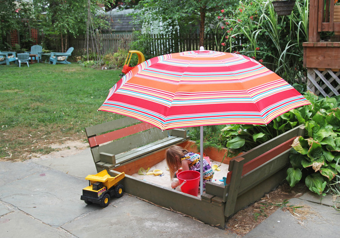 built-in-bench-sand-box-01 (700x490, 219Kb)