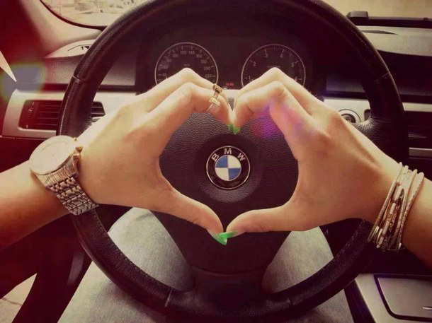 bmw-car-girl-heart-Favim.com-1814945 (610x457, 205Kb)