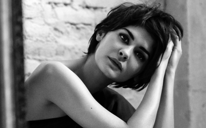 audrey_tautou_1280_800_oct012009 (700x437, 131Kb)