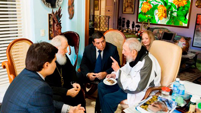 upload-2016-02-14T141224Z_1106168299_GF10000308129_RTRMADP_3_CUBA-ORTHODOX-PATRIARCH-pic905-895x505-9089 (700x394, 364Kb)