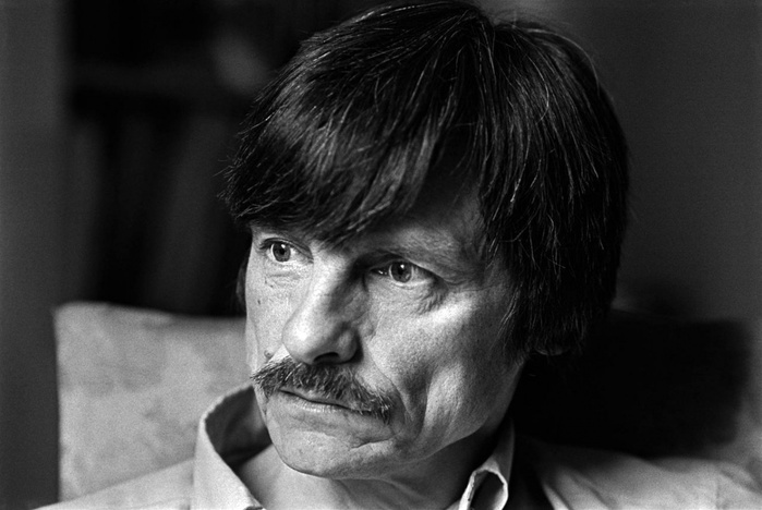 1827016_1427642359_1775729633_andreytarkovskiy (700x468, 94Kb)