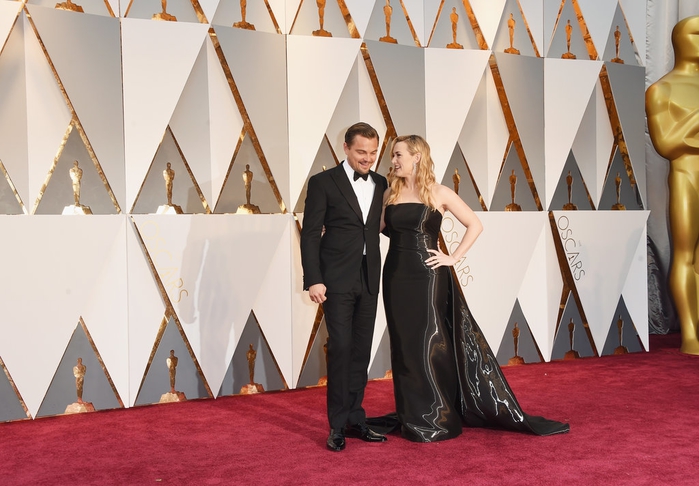 Leonardo-DiCaprio-Kate-Winslet-Oscars-2016 (1) (700x486, 228Kb)