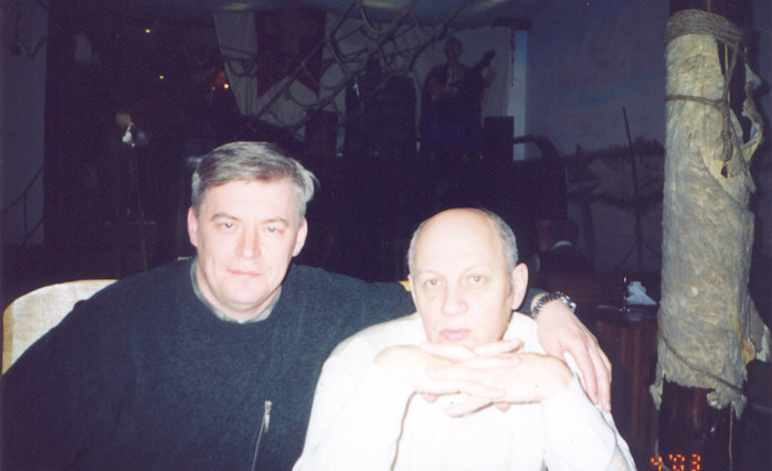 4316087_32__V_Larionov_and_V_Golovachev_3_ (700x427, 53Kb)