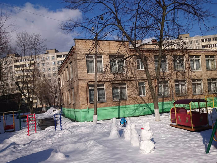 Снеговики в дет.саду от Димы 10 марта (700x525, 372Kb)