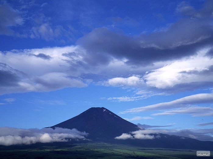 Величественный символ Японии - гора Фудзи 48