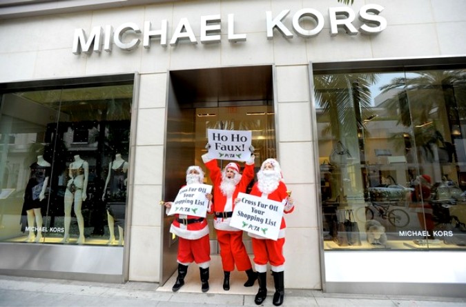       Michael Kors   -, 15  2010 .