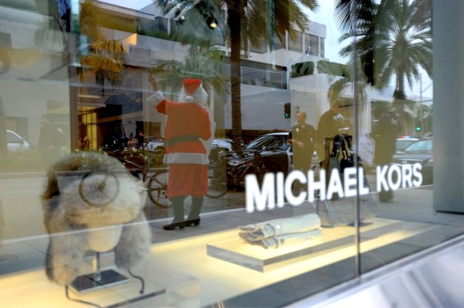       Michael Kors   -, 15  2010 .