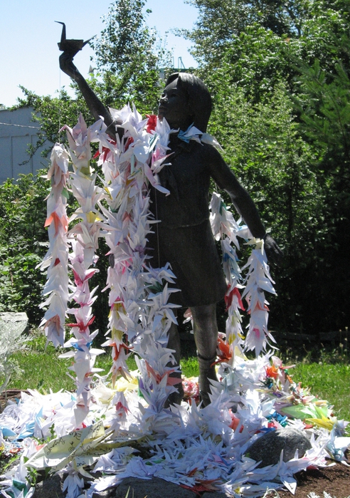 памятник Садако в Сиэттле
