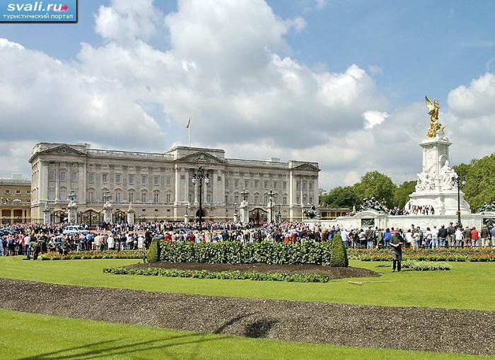 Букингемский дворец (Buckingham Palace), Лондон, Великобритания (700x509, 82 Kb)