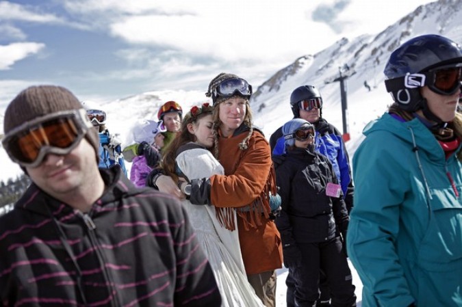       (Loveland Ski Area), , 14  2011 .